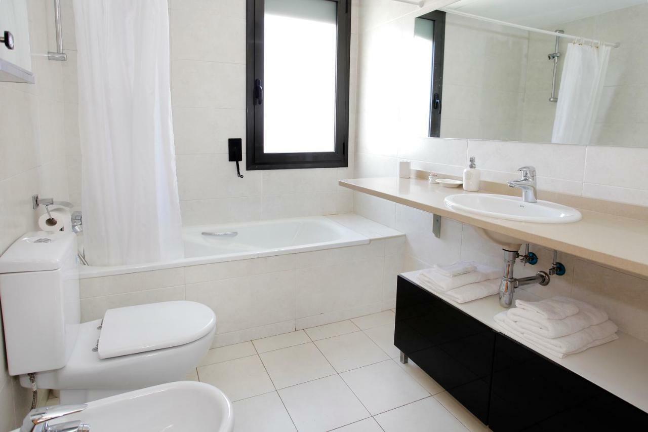 1217 - Pool And Beach Nice Apartment II Barcelona Exterior foto